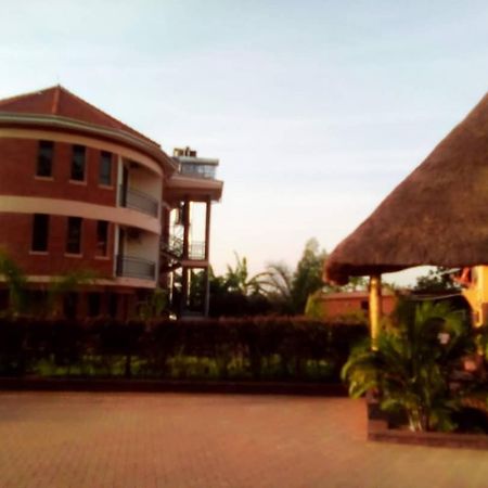 Nile Bridge Cottages Jinja Exterior photo