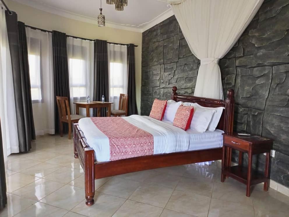 Nile Bridge Cottages Jinja Exterior photo